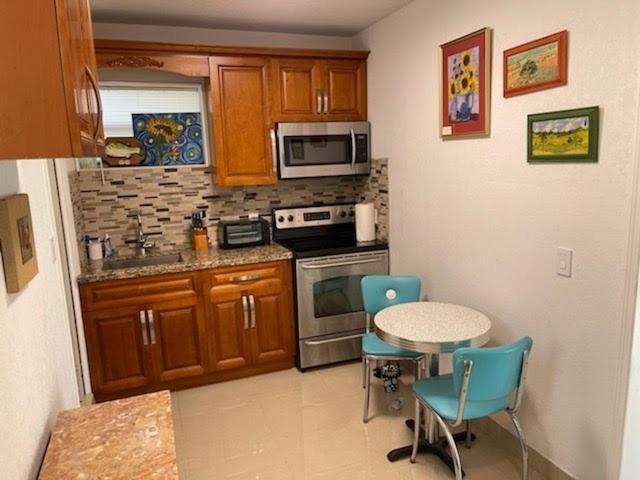 Rim Canal Cottage 'Yellow House' With Canal Views & Boat Dock Cottage Okeechobee Exterior photo